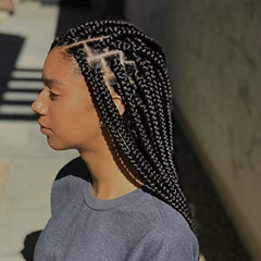 Pure O Neatbraid conditioning gel being applied to edges for smooth finish