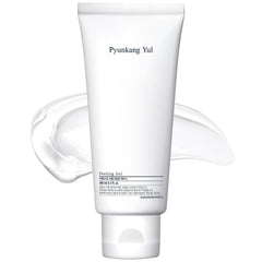 Pyunkang Yul PKY Peeling Gel on hand applying gentle exfoliation for clear skin