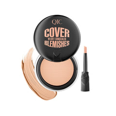 QIC Pot Concealer compact open—creamy texture for quick touch-ups on the go.