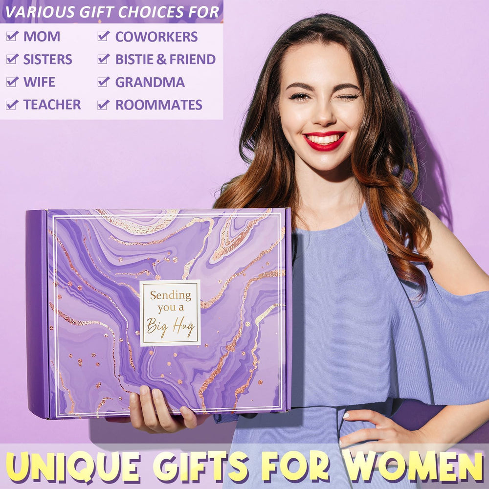 Qinline dried flower greeting card adds a personal touch to your message.