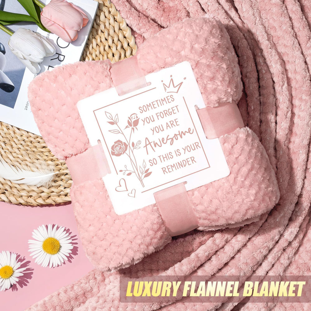 Qinline plush flannel blanket offers warm comfort during chilly nights