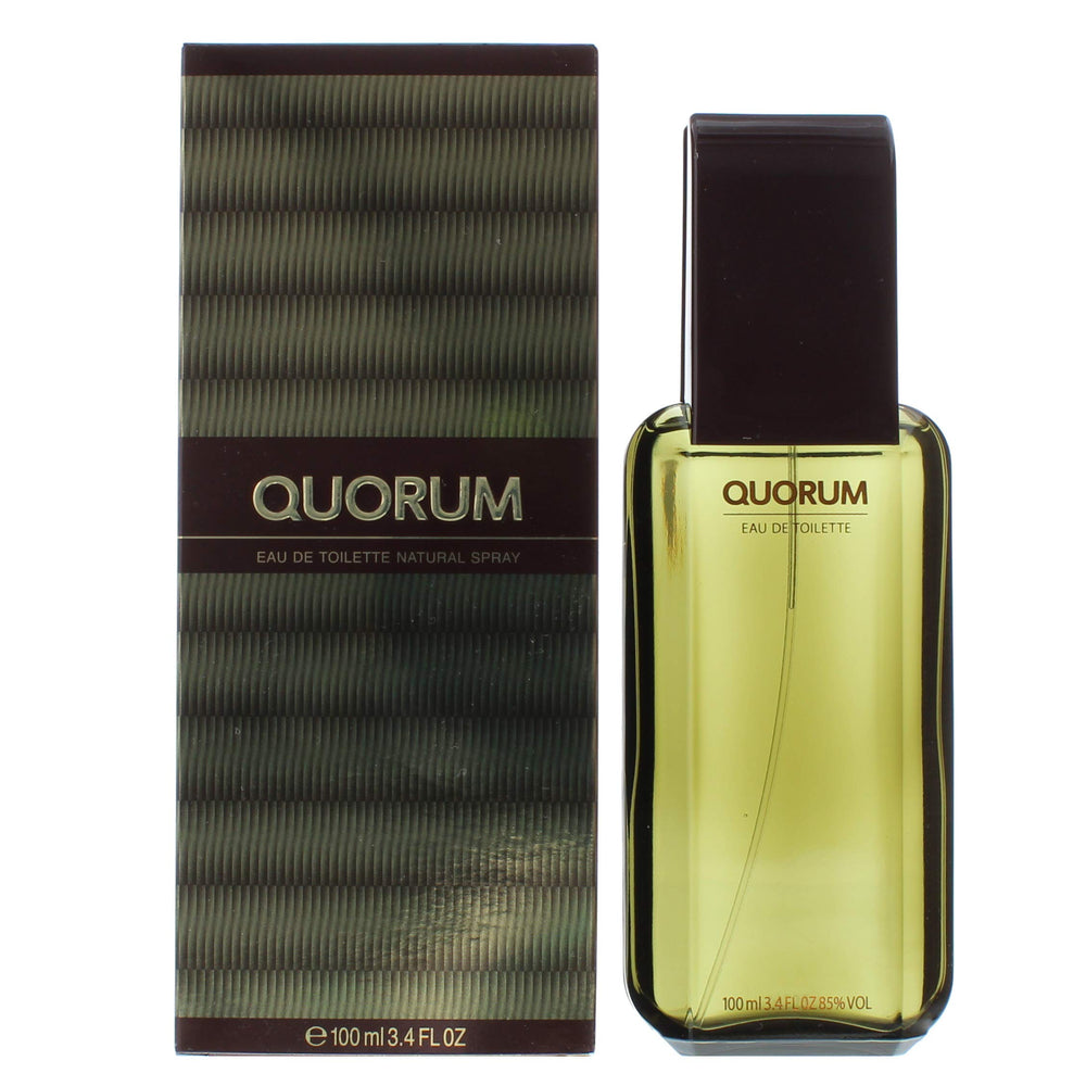 Quorum by Antonio Puig bottle front view showing a woody-aromatic scent for everyday wear.
