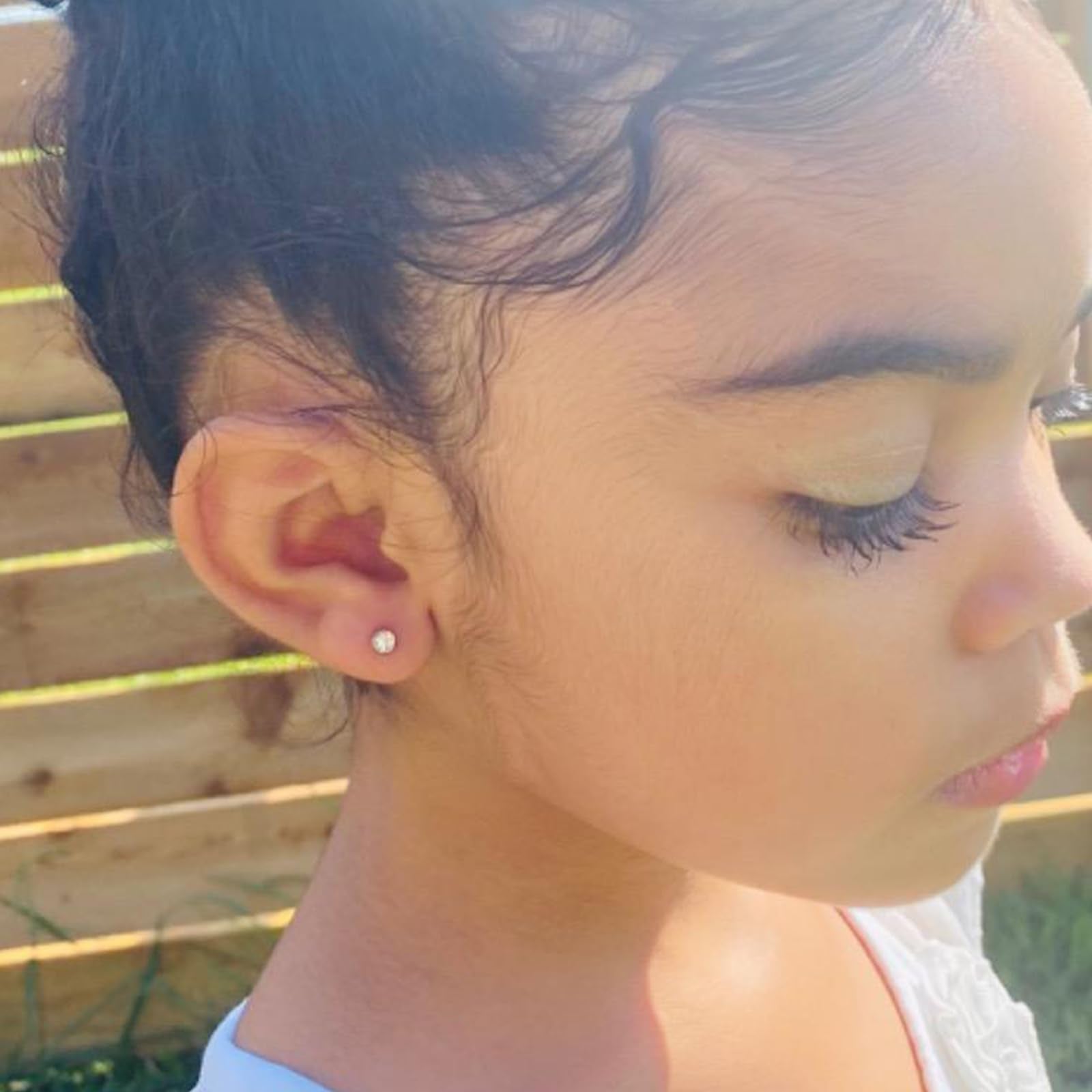 QWALIT no-pull piercing disc helps minimize bump risk during piercing