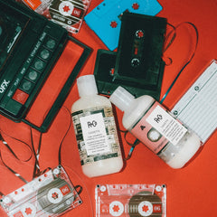 R+Co CASSETTE Curl Shampoo lather close-up supports defined curls.