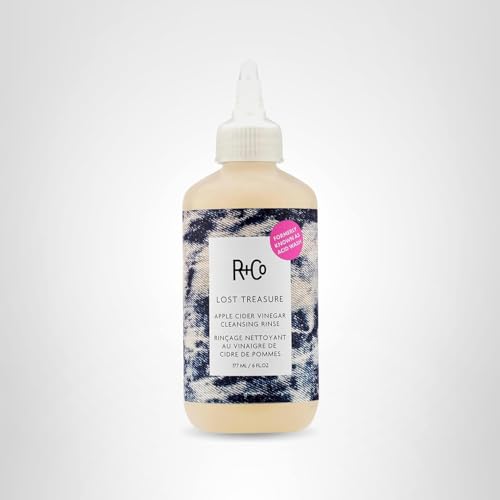 R+Co Lost Treasure detail on apple cider vinegar benefits and nutrient-rich formula.