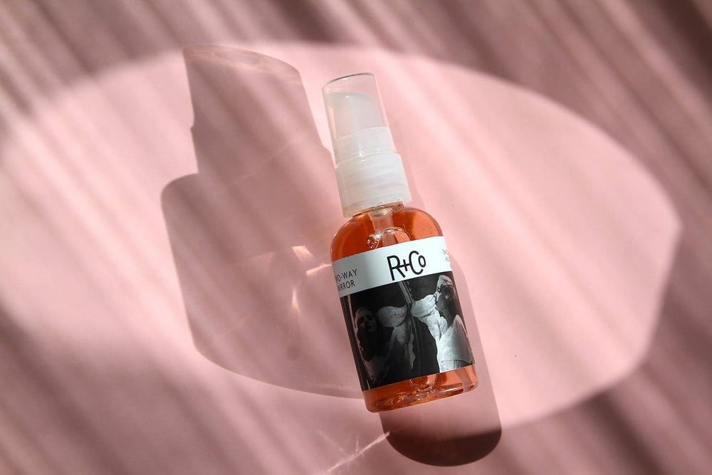 R+Co Two Way Mirror bixa oil closeup marks deep hydration