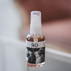 R+Co Two Way Mirror oil pour showing smoothing texture