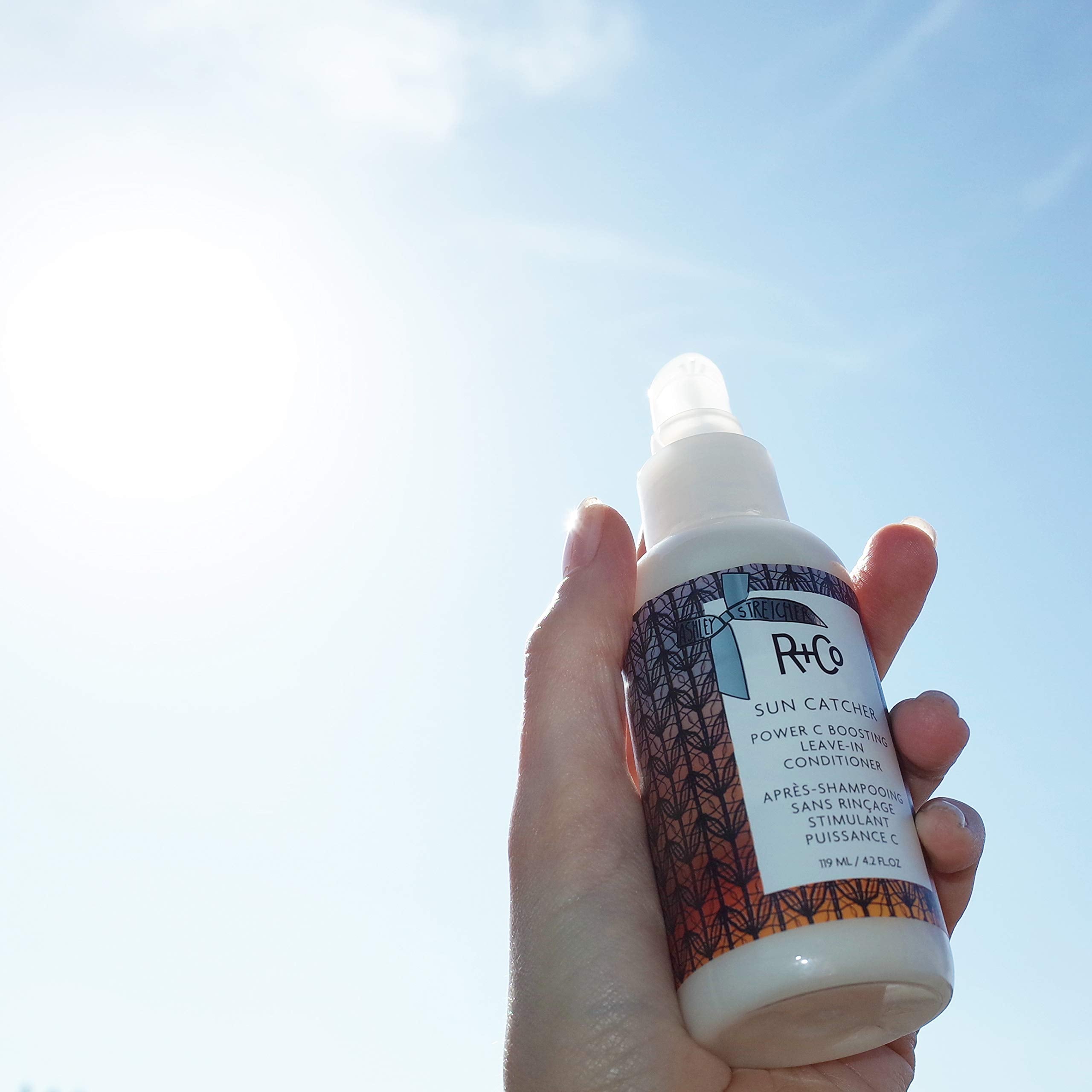 R+Co Sun Catcher Leave-In vegetable collagen strengthens hair