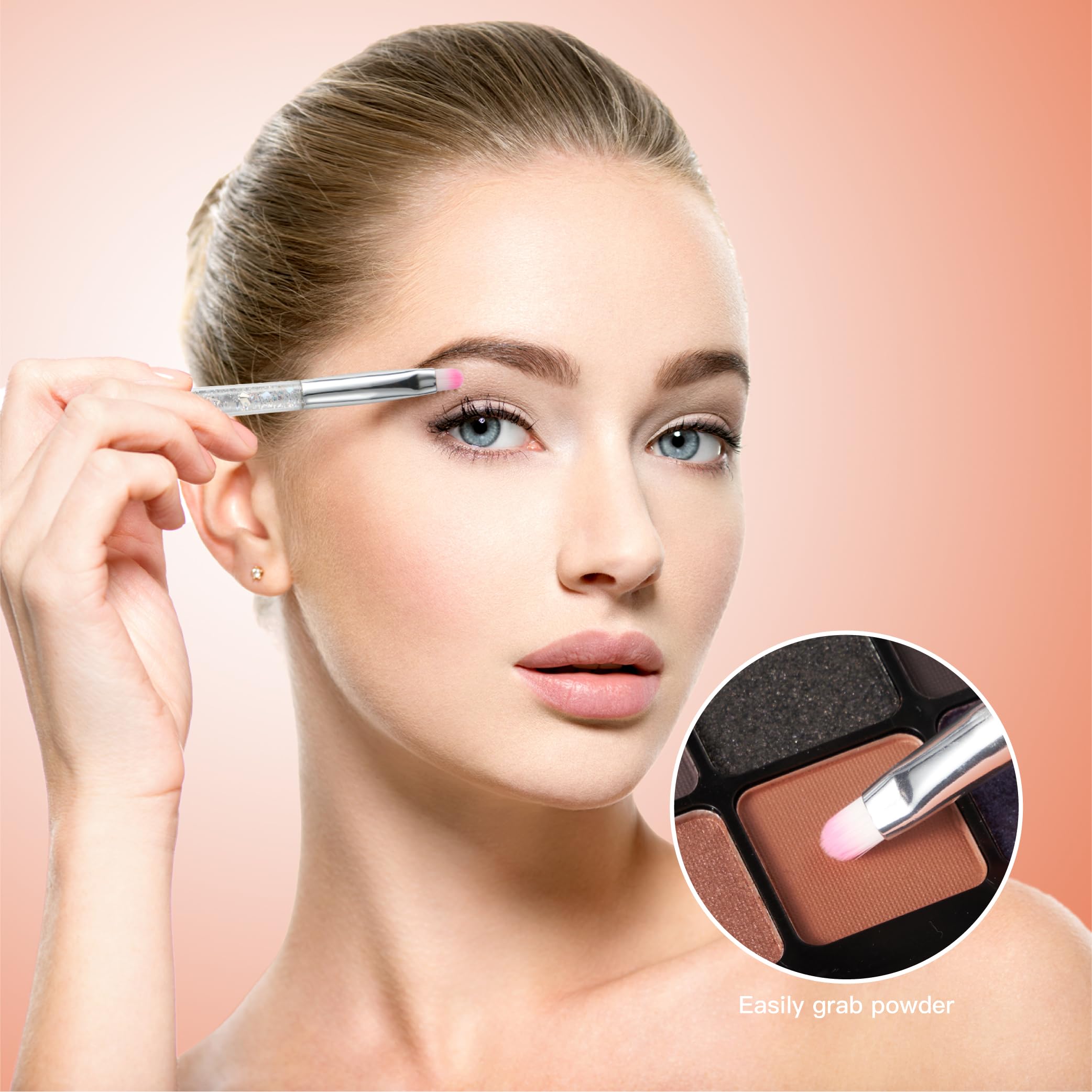 RAEEIKPHZ travel pouch keeps brushes secure and ready for quick touch-ups