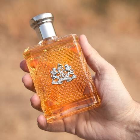 Ralph Lauren Fragrances Safari spray action demonstrates easy, even application for all-day confidence.