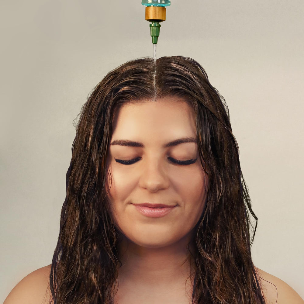 RAW SUGAR vegan-biotin-bamboo formula badge emphasizes nourishment without heaviness.