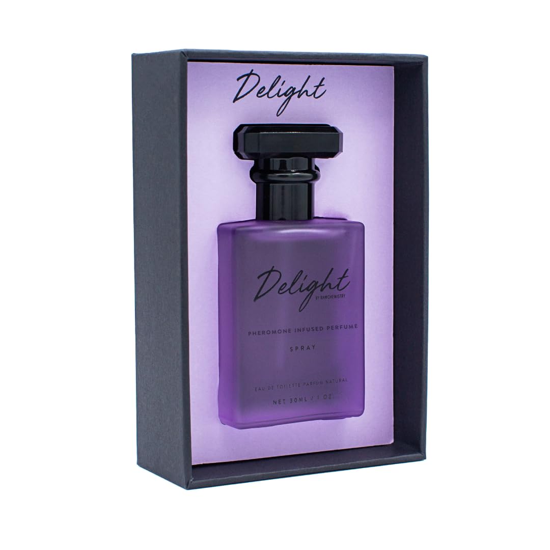 RawChemistry Delight best-seller scene hints award-winning fragrance.