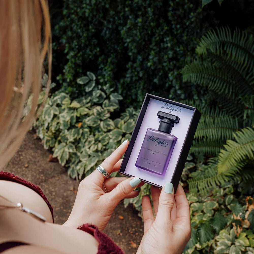 RawChemistry Delight spray bottle angled view shows easy daily application.