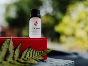 RawChemistry for Him on-the-go bottle enables quick refreshment.