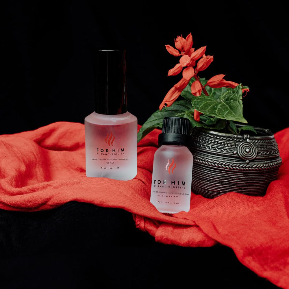 RawChemistry for Him Set bottle-back highlights alcohol-free, oil-based formula for sensitive skin.
