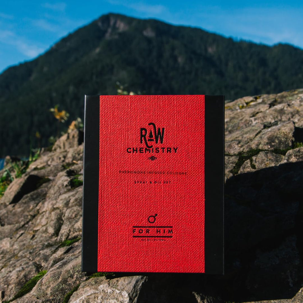 RawChemistry for Him Set holographic-label emphasizes premium branding and gift appeal.