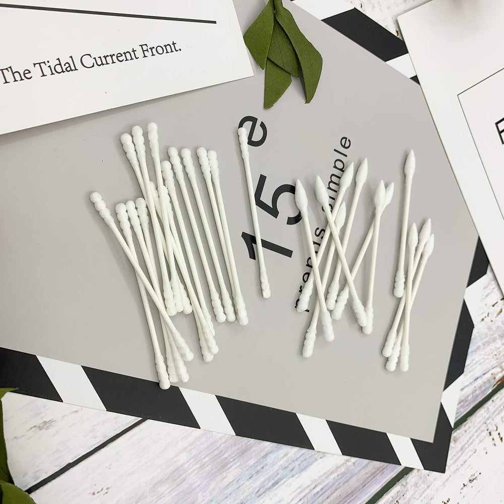 Rayhee cotton swabs ready for beauty application and precise makeup work.
