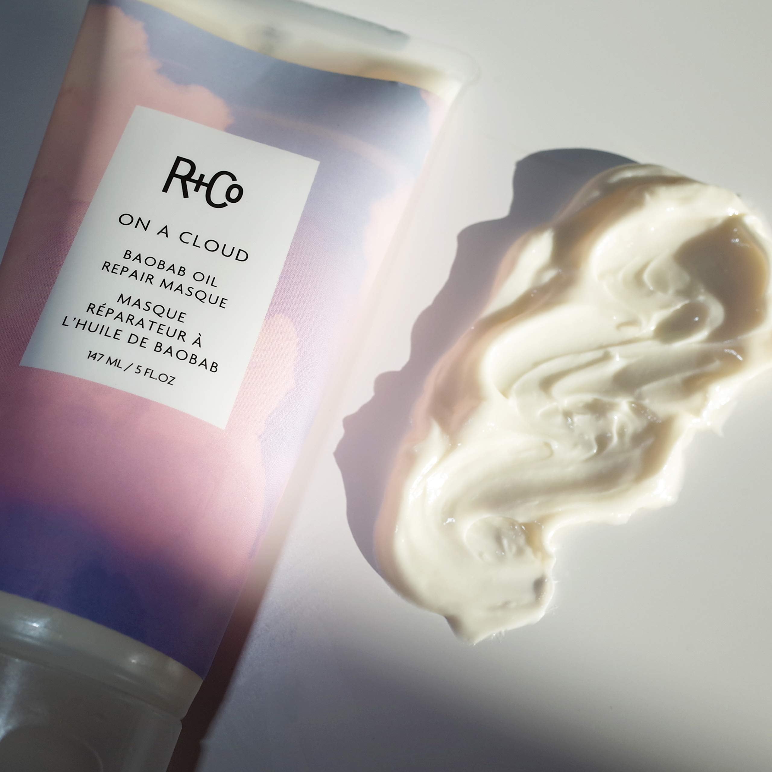 R+CO On A Cloud Baobab Oil Repair Masque hair application scene