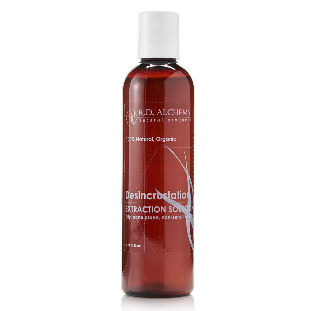 R D ALCHEMY desincrustation solution bottle prepares skin for smoother extractions.