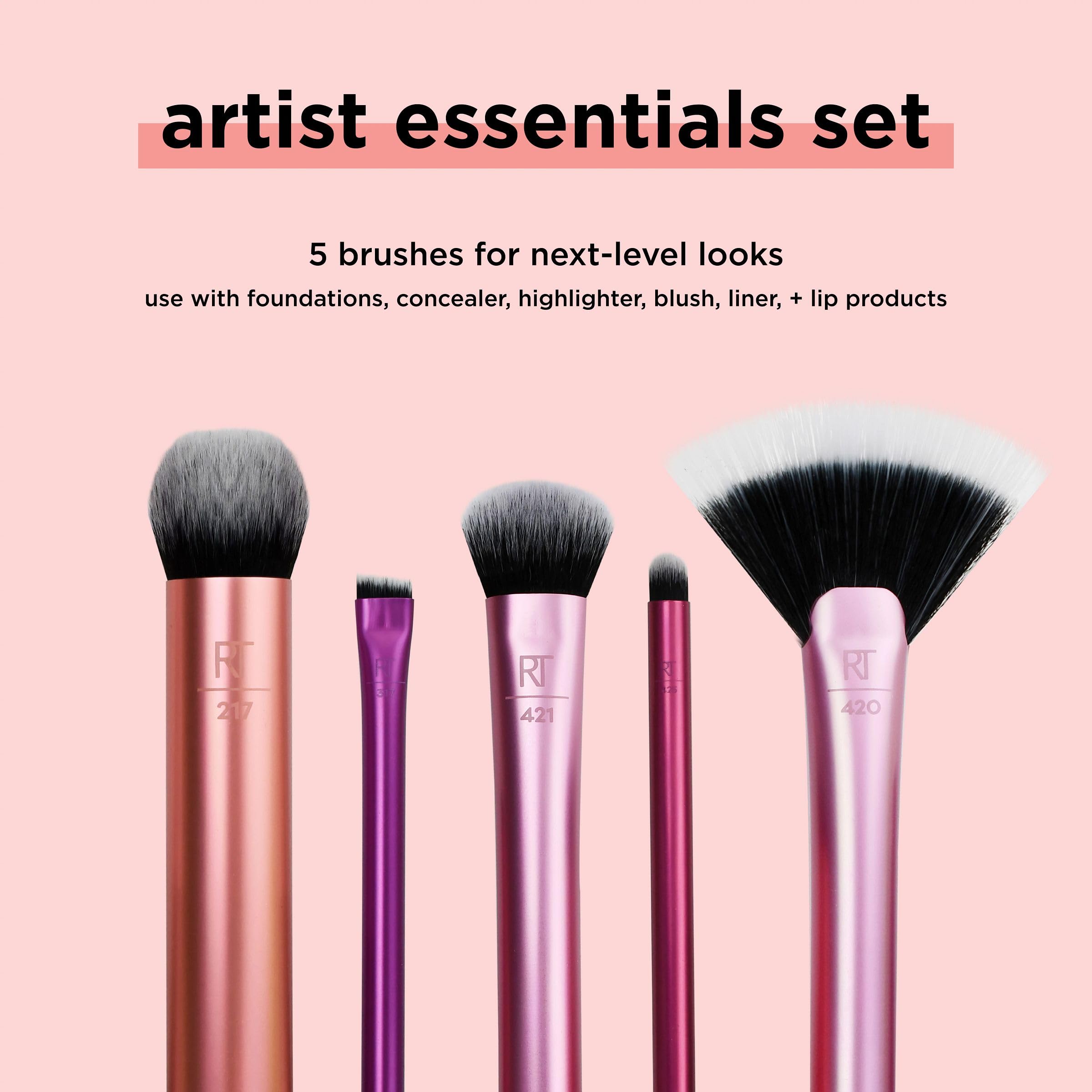 Real Techniques Artist Essentials Set 420 powder-contour brush for soft sculpting and even finish