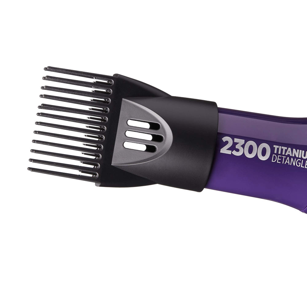 Red by Kiss 2300 Detangler Dryer heat distribution visual focus for even styling.