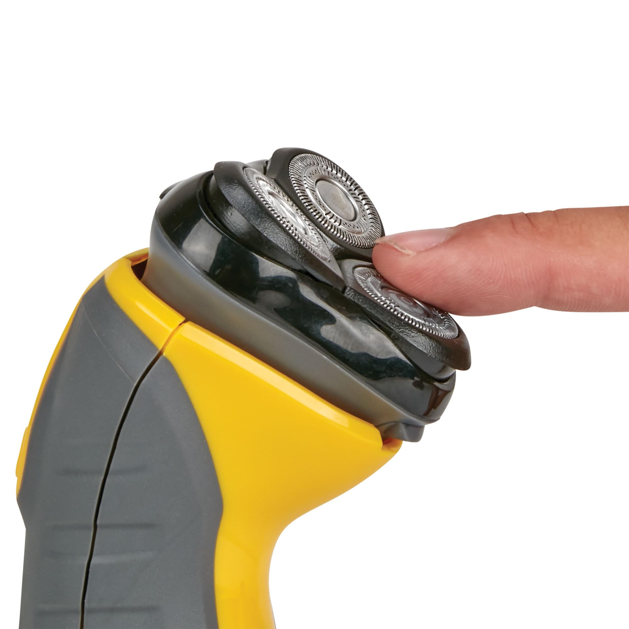 Remington 5100 waterproof shaver in shower enables flexible, splash-friendly grooming.