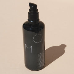REVERIE Natural Milk Leave-In packaging highlights cruelty-free ingredients and recycled materials.