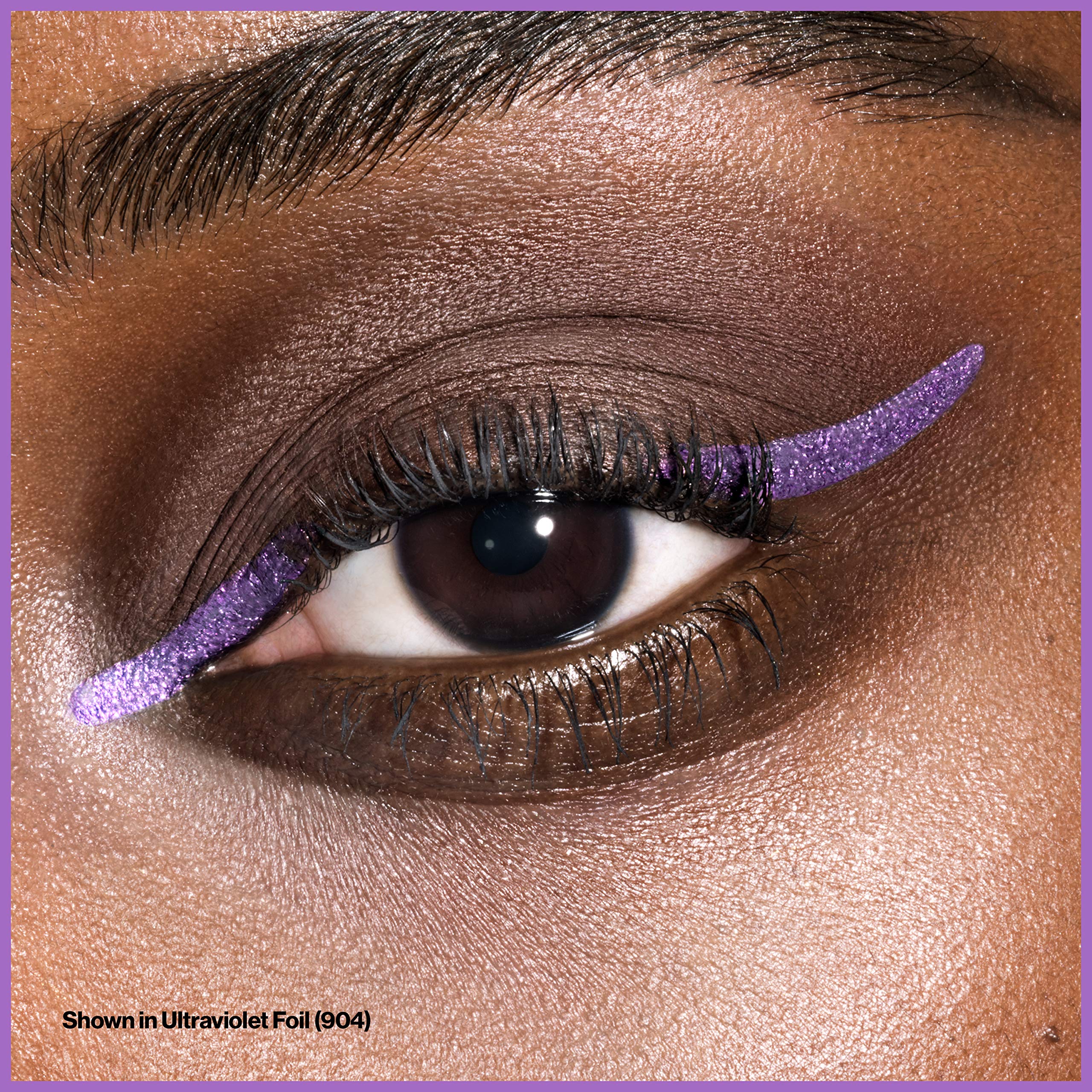 REVLON So Fierce Chrome Ink Bronzage warm-toned lid detail demonstrates a soft glow.