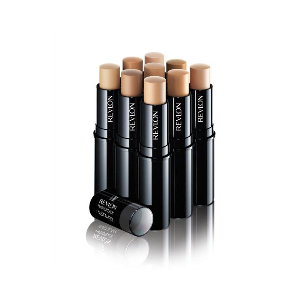 Revlon SPF 20 formula provides sun protection during daily makeup routine.
