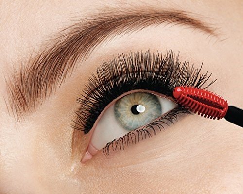 Revlon Ultimate All-In-One Mascara close-up lashes showing defined voluminous effect