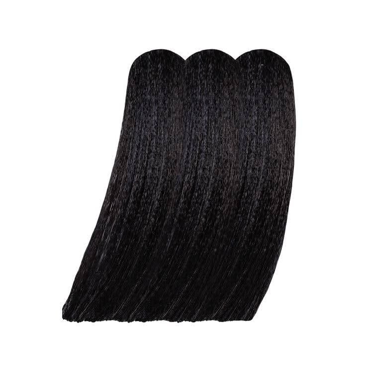 REWIND IT 10 applicator brush ensures controlled color placement.