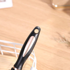 RN BEAUTY anti-static bristles closeup with soft pins for frizz control