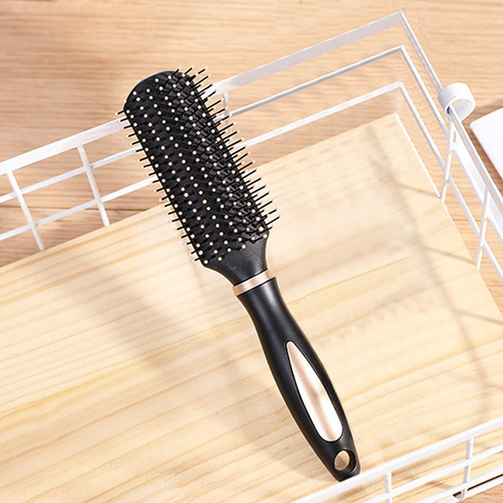 RN BEAUTY ergonomic handle shown for comfortable daily grooming