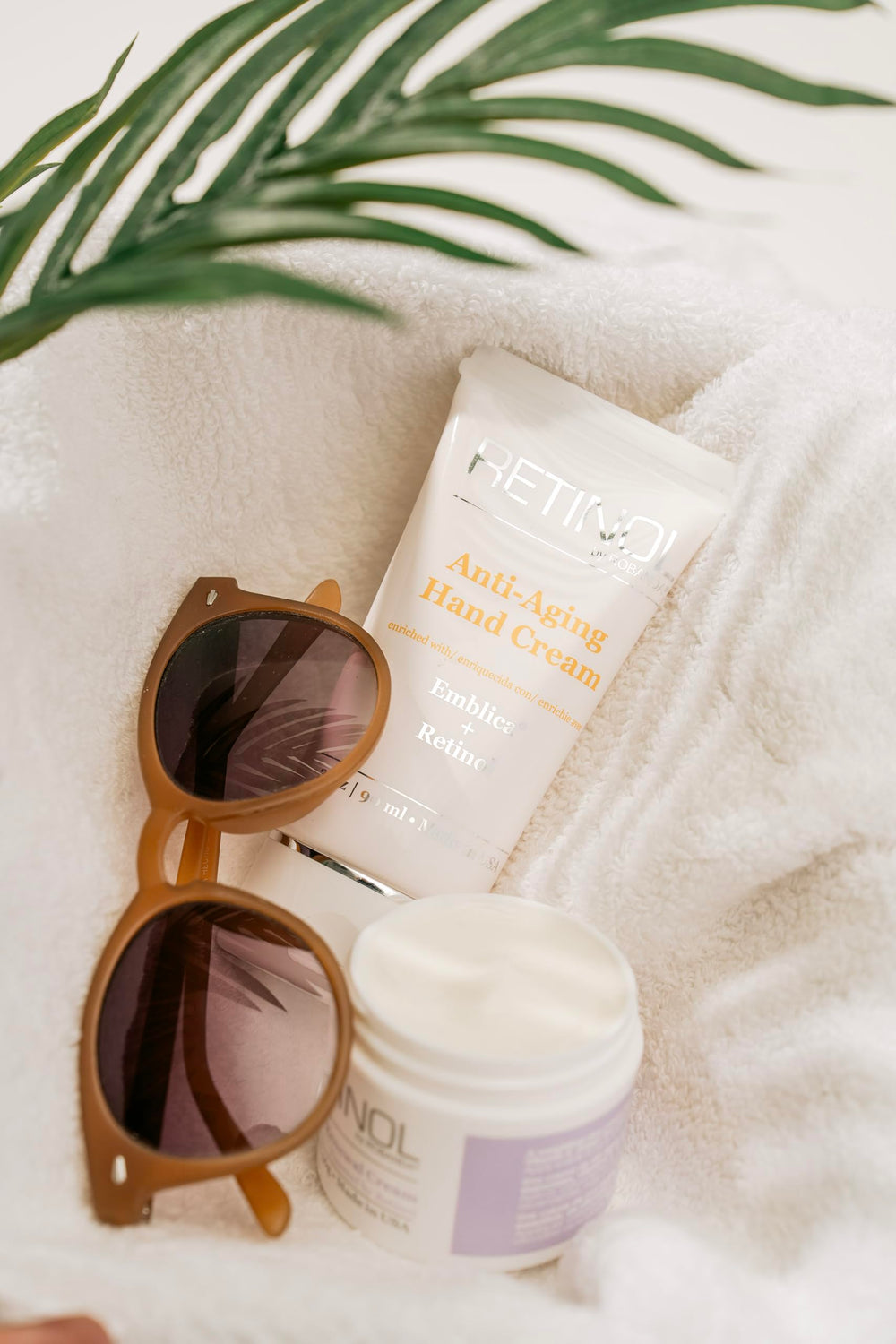 Robanda Retinol Hand Cream 2-pack packaging ready for travel.