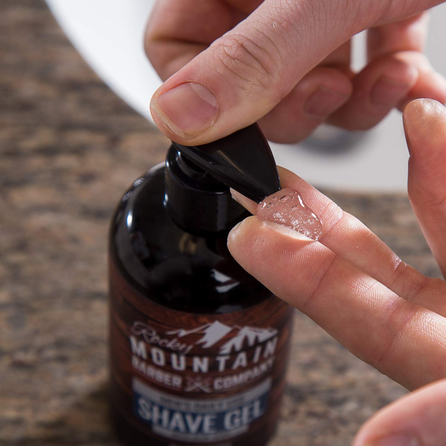 Rocky Mountain Barber Company compatible-razor-types works with cartridges, safety, and straight razors.