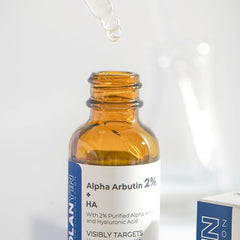 ROLANYIN Alpha Arbutin 2% Serum pump-dispense—easy application and precise dosage.