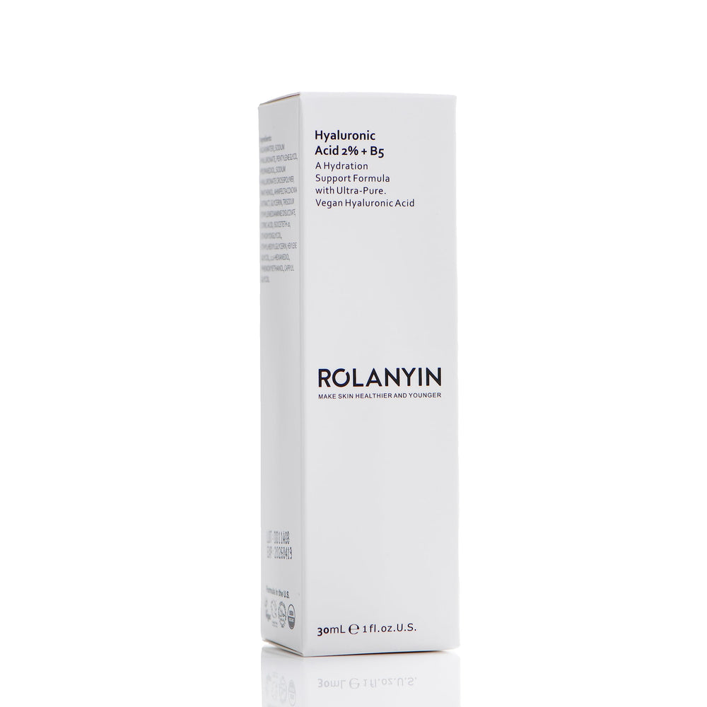 ROLANYIN Hyaluronic Acid 2% + B5 Serum application on hand highlights fast absorption.