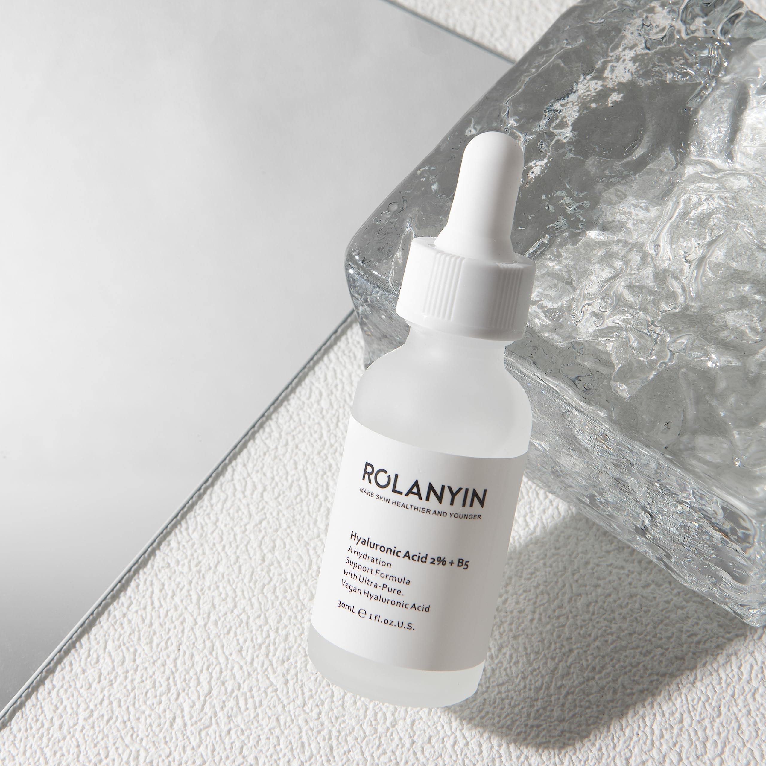 ROLANYIN Hyaluronic Acid 2% + B5 Serum pump-action bottle shows easy daily application.