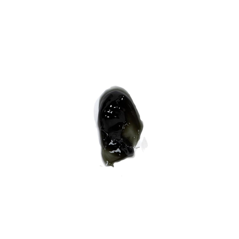 Rolda medium-shine gel on dark hair for balanced sheen