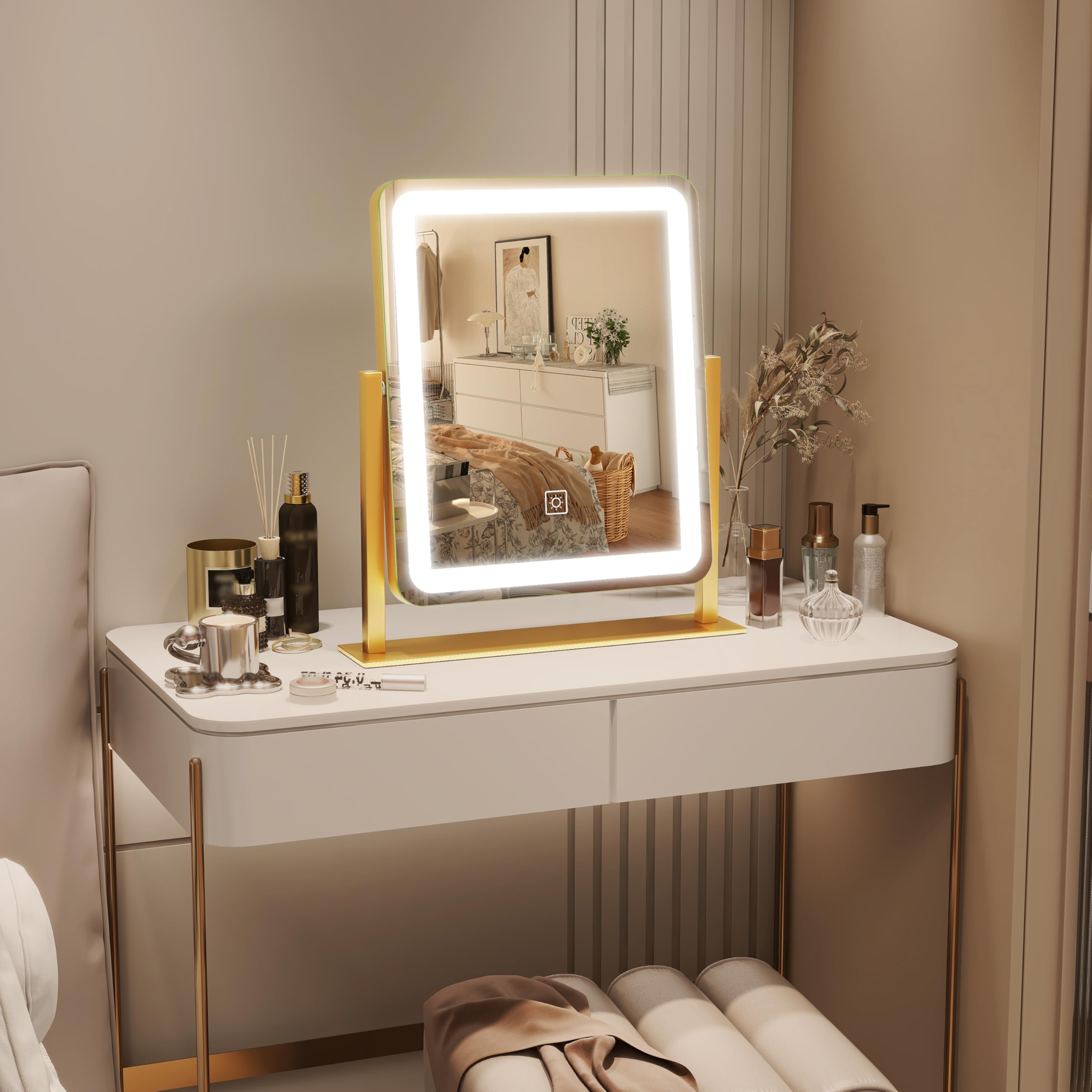 ROLOVE Gold Vanity Mirror passes durability tests with reliable customer support.