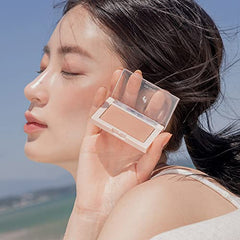 romnd Better Than Cheek Pear Chip swatch applied on skin demonstrates natural matte blur and shade blending.