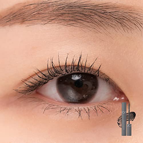 rom&nd HAN ALL FIX MASCARA wand demonstrates precise, clump-free application