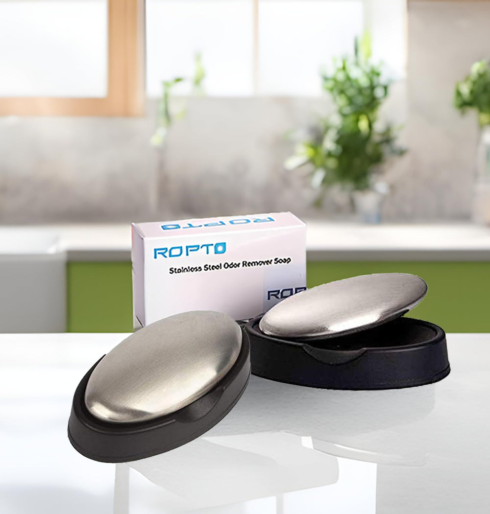 ropto lightweight-bar held in hand for easy use