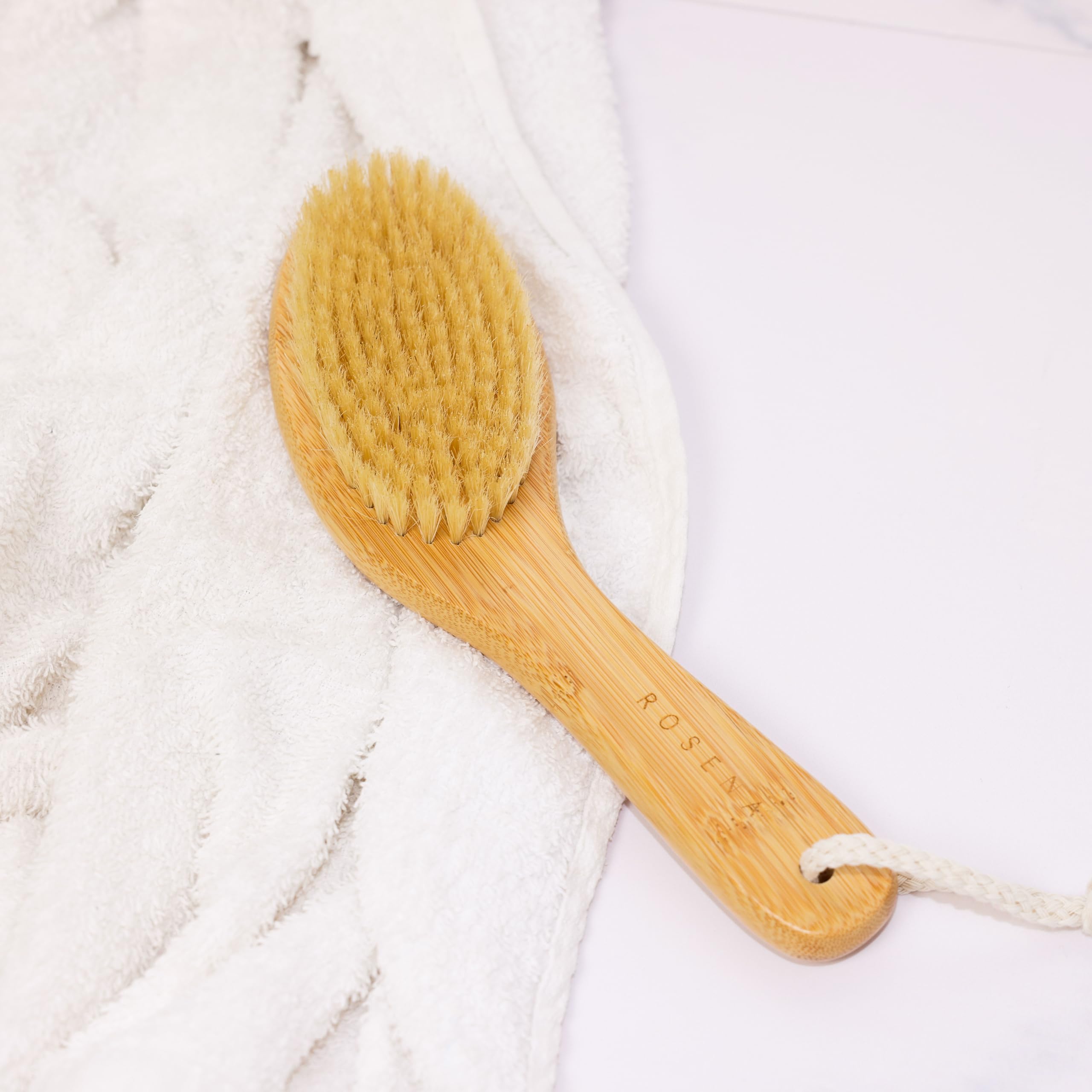 ROSENA brush with rope storage, convenient hanging for quick routines