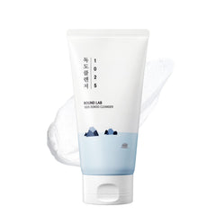 ROUND LAB 1025 Dokdo Cleanser bottle shows gentle low-pH cleansing for sensitive skin.