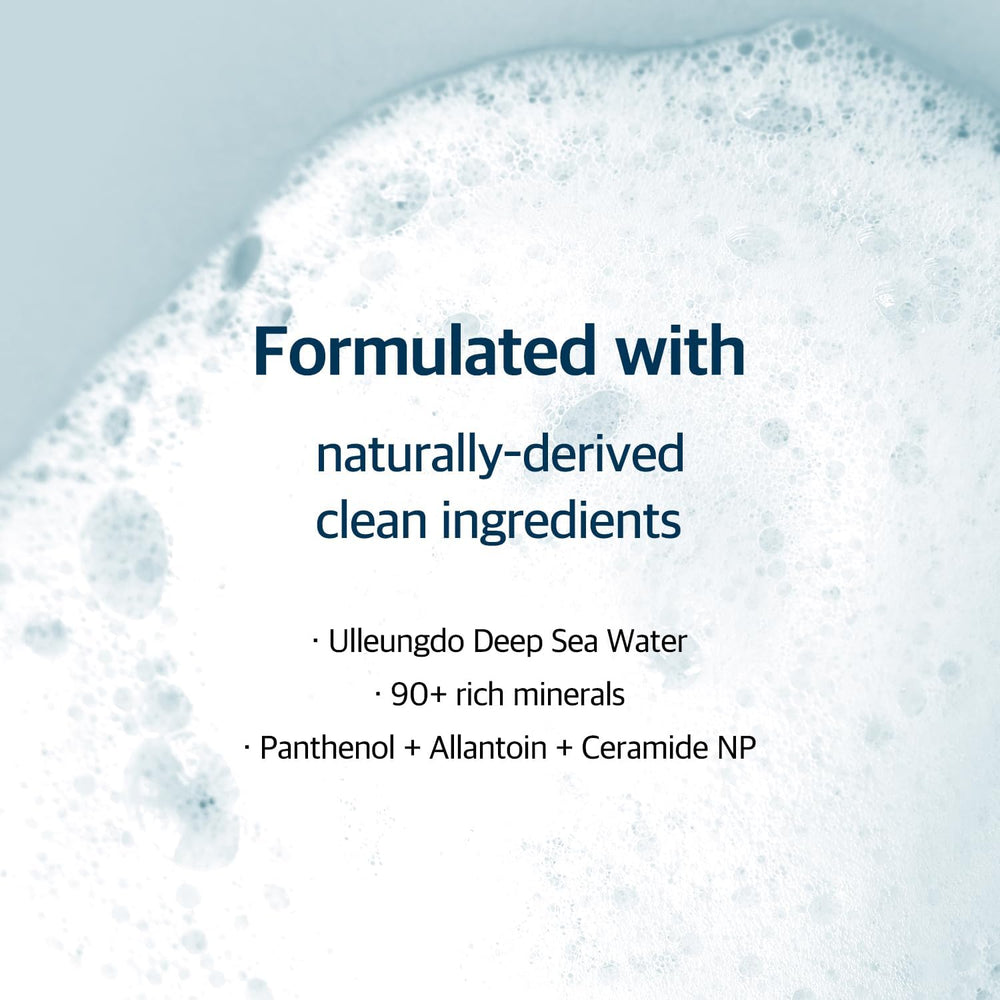 ROUND LAB 1025 Dokdo Cleanser packaging showcases panthenol and ceramide NP for calm skin.