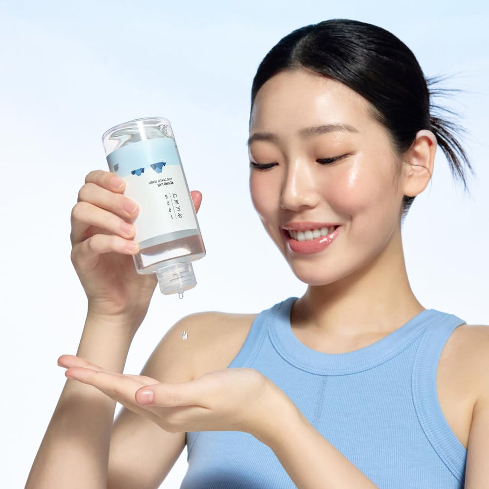 Round Lab Dokdo product featuring HATCHING EX-07 exfoliant for gentle cleansing.
