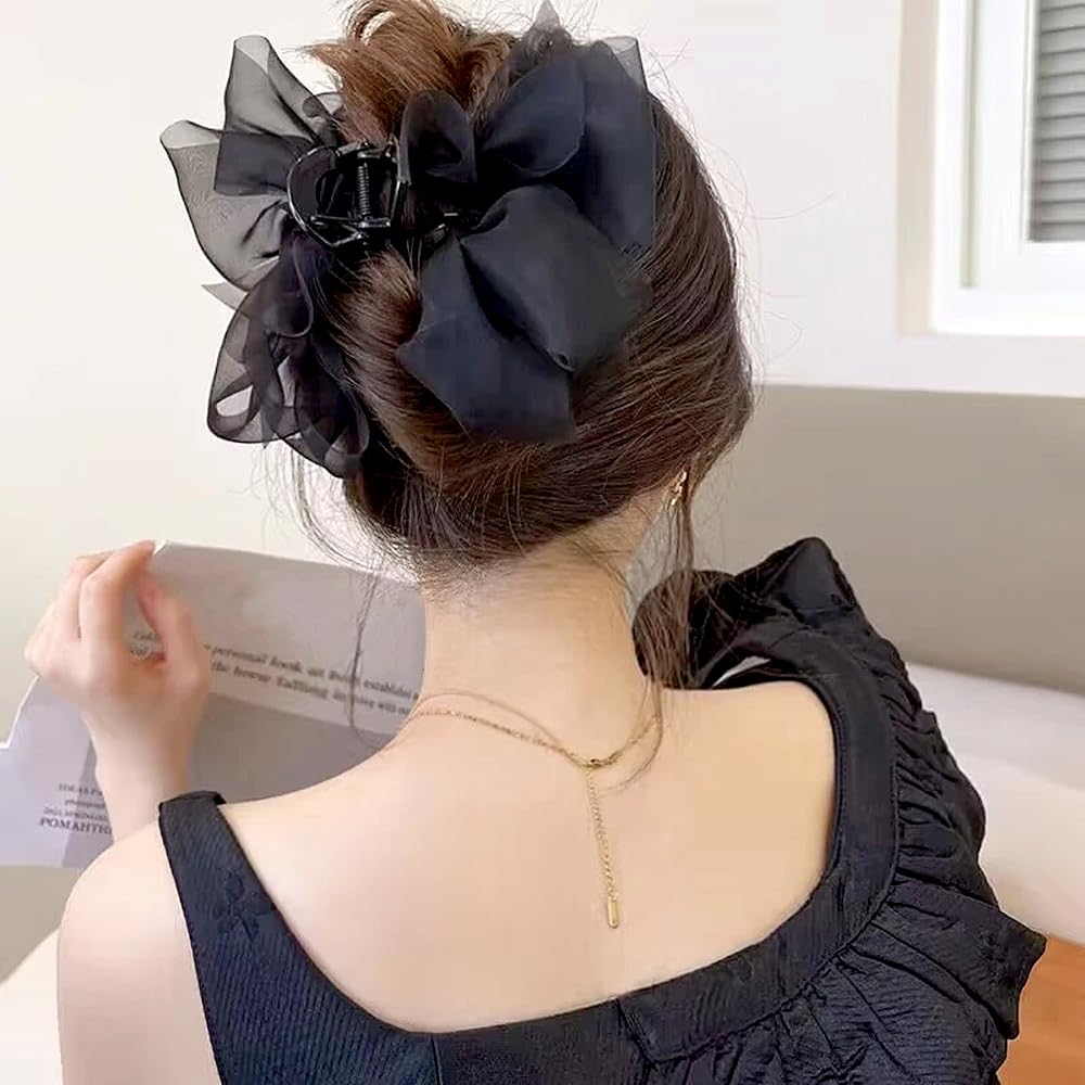RUIYDZ versatile clip ideal for parties and daily wear