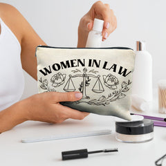 RYYCDOI linen makeup bag with a smooth zipper for luxury and durability