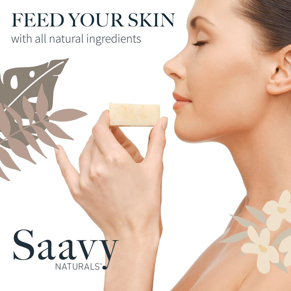 Saavy Naturals Mango Papaya soap bar close-up highlighting tropical aroma and hydrating formula.